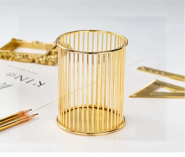 Makeup Brush & Pen Organizer – Modern Metal Cosmetic Storage - Image 7