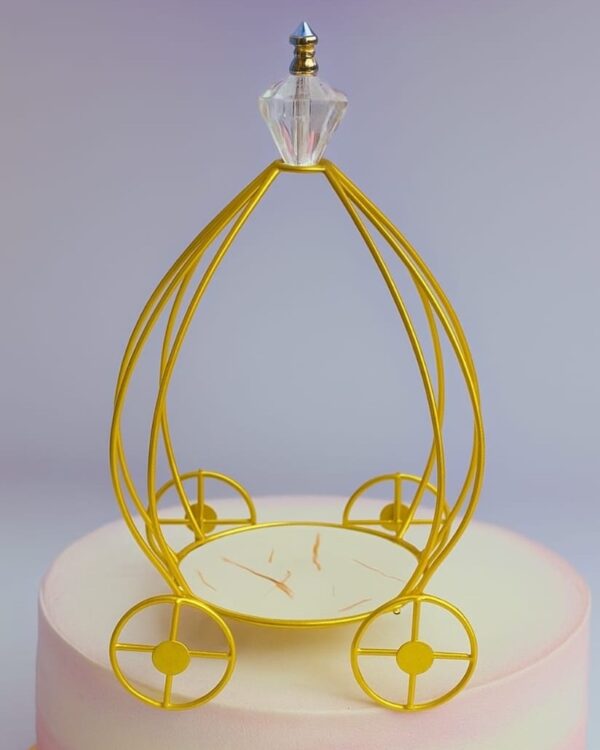 Metal Basket Tray -Elegant Home Decor & Perfect Gifting Solution (1)