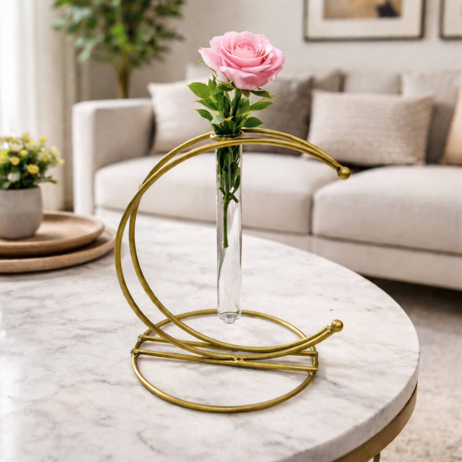 Elegant Vase with Artificial Flowers – Add Natural Flavors to Your Home Decor